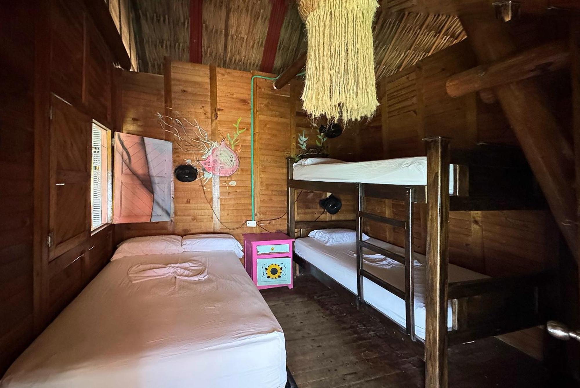 Casa En El Agua Hotel Tintipan Island Exterior photo